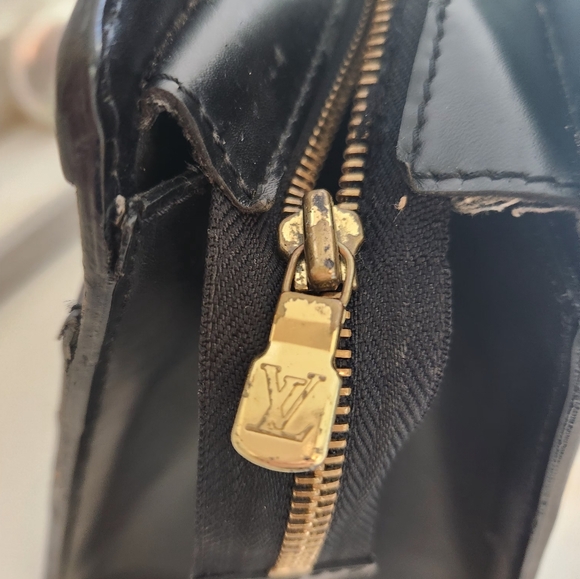 Louis Vuitton Epi Riviera in Classic black - Picture 14 of 16